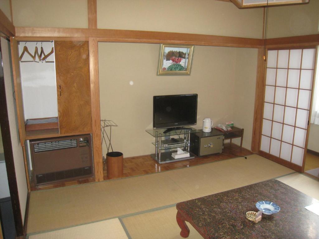 Keikoku-No-Yu Hotel Jamanoucsi Szoba fotó
